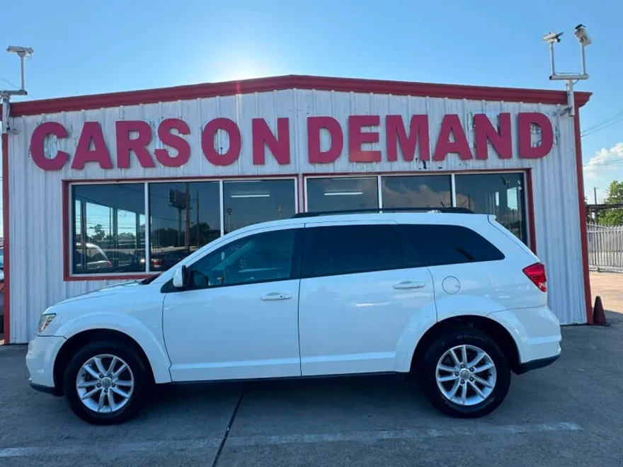 2015 Dodge Journey SXT photo 1