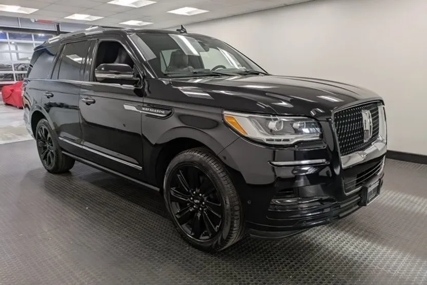 2022 Lincoln Navigator Reserve photo 1