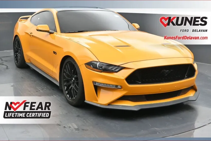 2019 Ford Mustang GT Premium photo 1