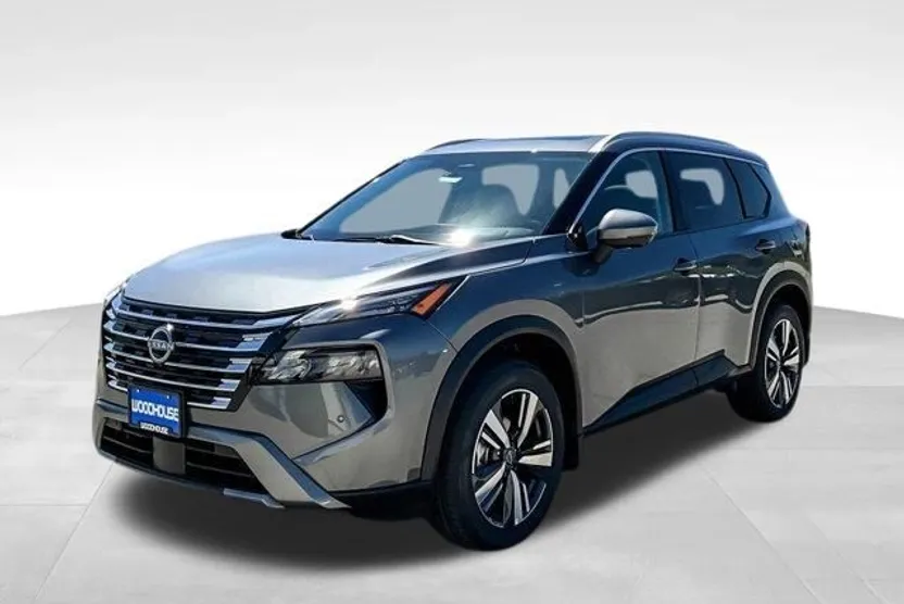 2024 Nissan Rogue SL photo 1