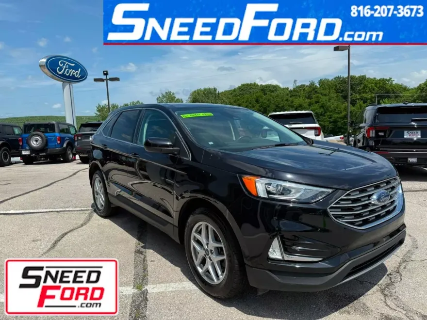 2022 Ford Edge SEL photo 1
