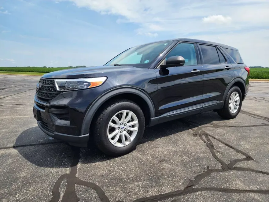2021 Ford Explorer Base photo 1