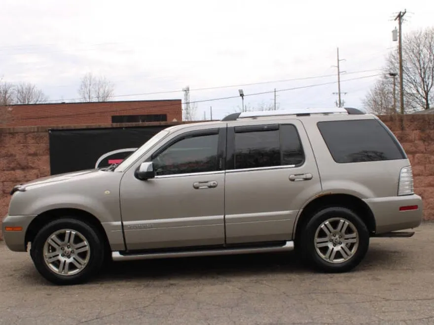 2008 Mercury Mountaineer Premier photo 1