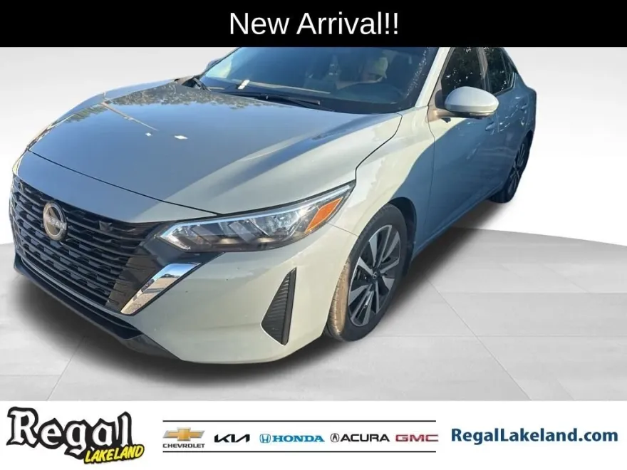 2024 Nissan Sentra SV photo 1