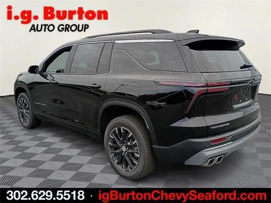 2026 Chevrolet Traverse photo 1