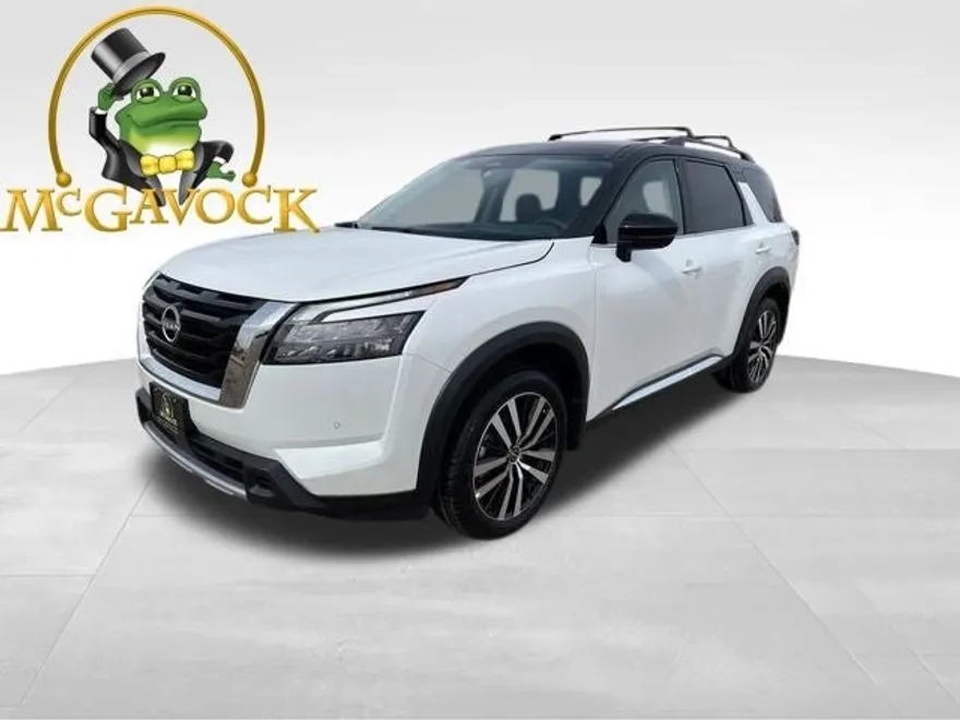 2025 Nissan Pathfinder Platinum photo 1