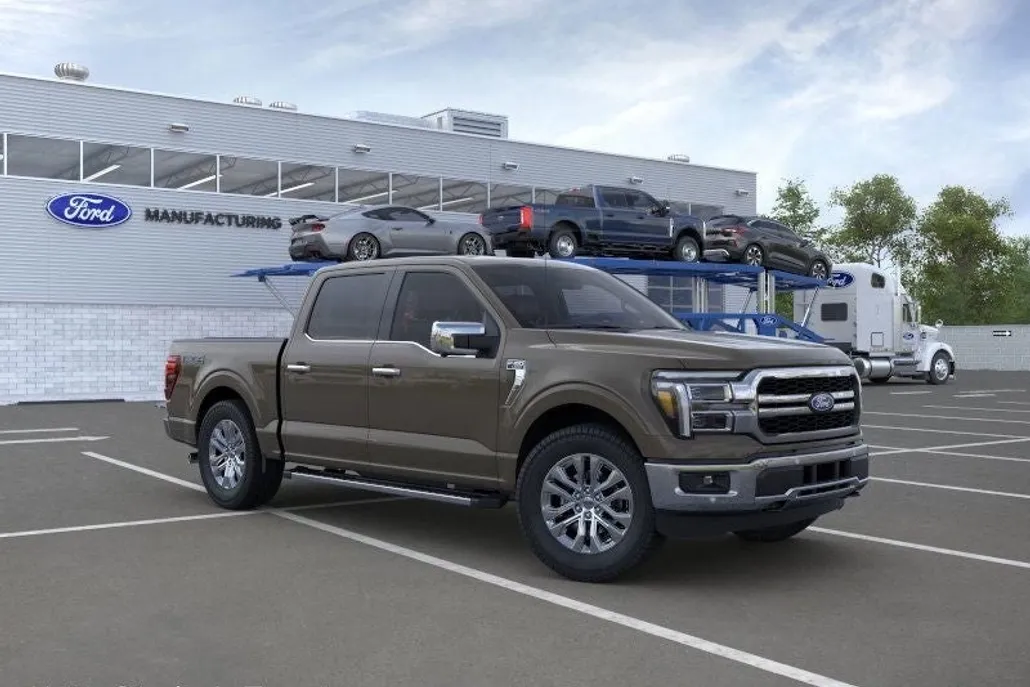 2025 Ford F-150 Lariat photo 1