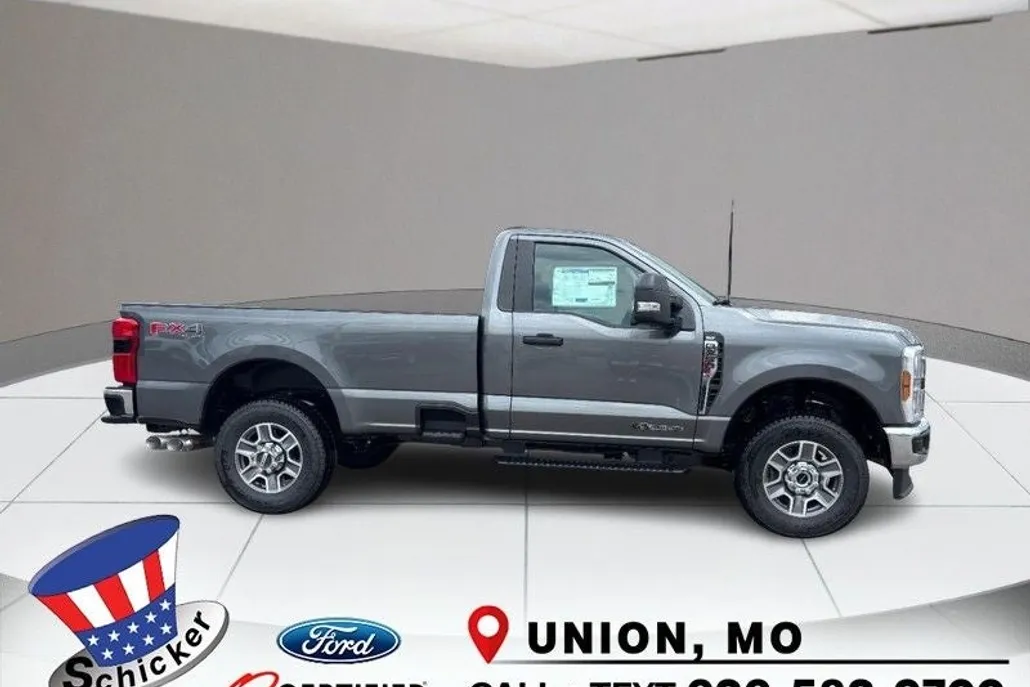 2025 Ford F-350 XLT photo 1