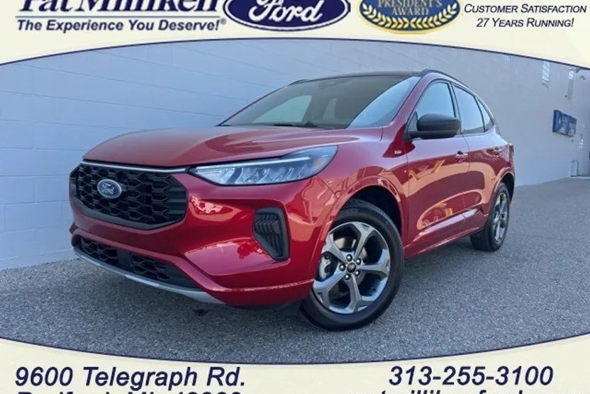 2024 Ford Escape ST-Line photo 1