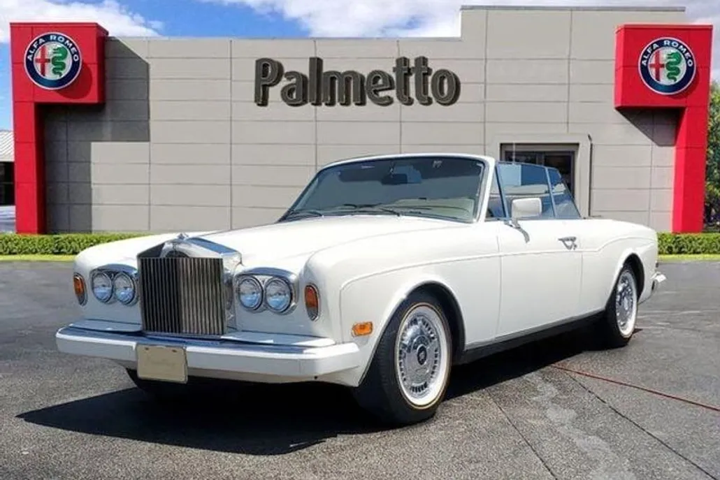 1989 Rolls Royce Corniche photo 1