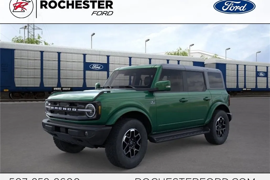 2025 Ford Bronco Outer Banks photo 1