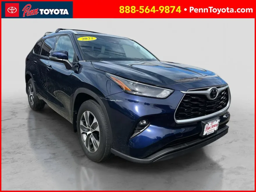 2022 Toyota Highlander XLE photo 1