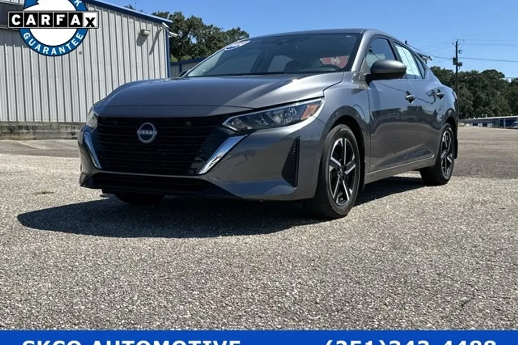 2024 Nissan Sentra SV photo 1