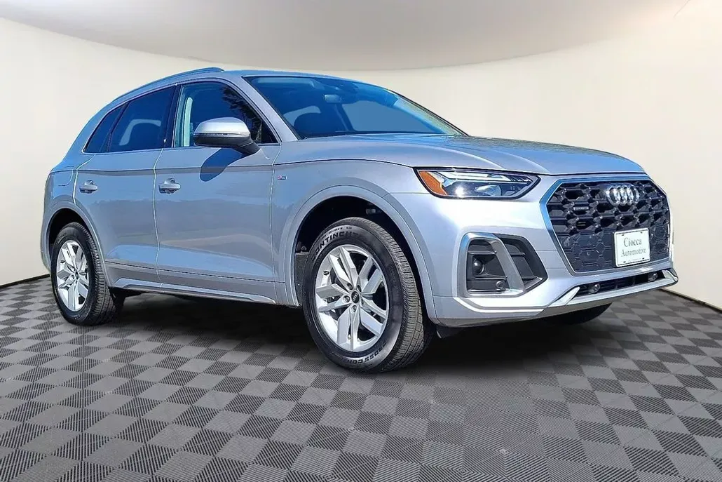 2023 Audi Q5 45 S line Premium photo 1
