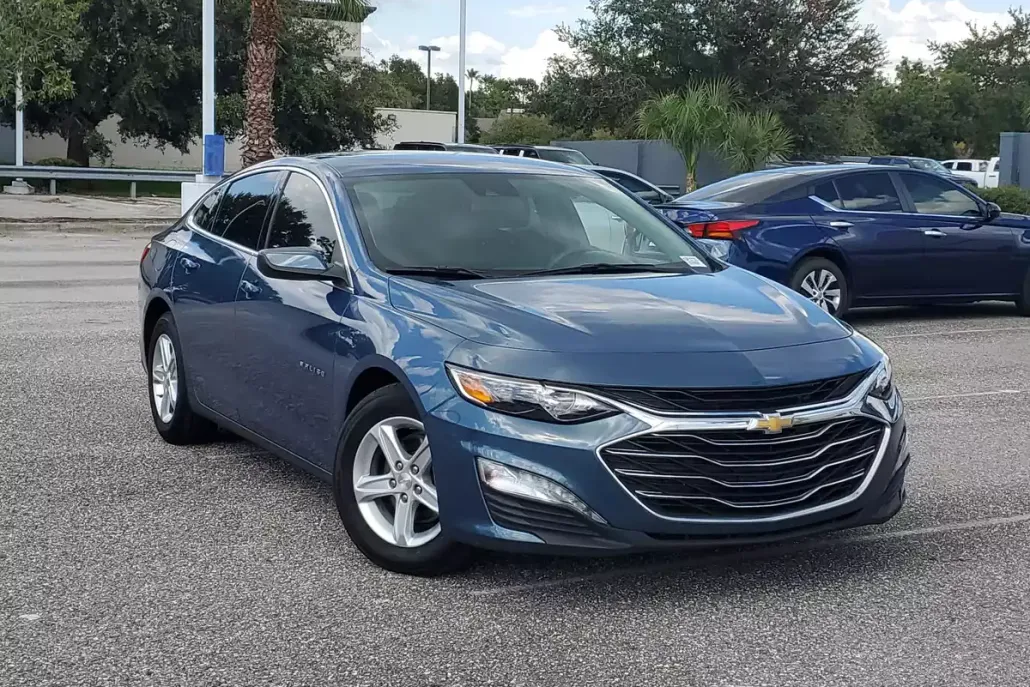 2024 Chevrolet Malibu 1LT photo 1