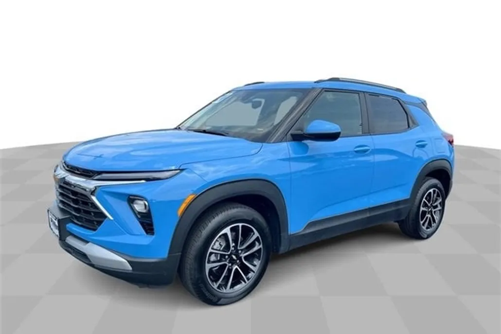 2024 Chevrolet Trailblazer LT photo 1