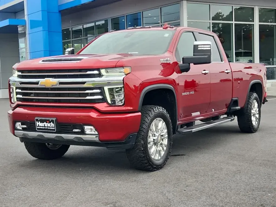 2022 Chevrolet Silverado 3500HD High Country photo 1