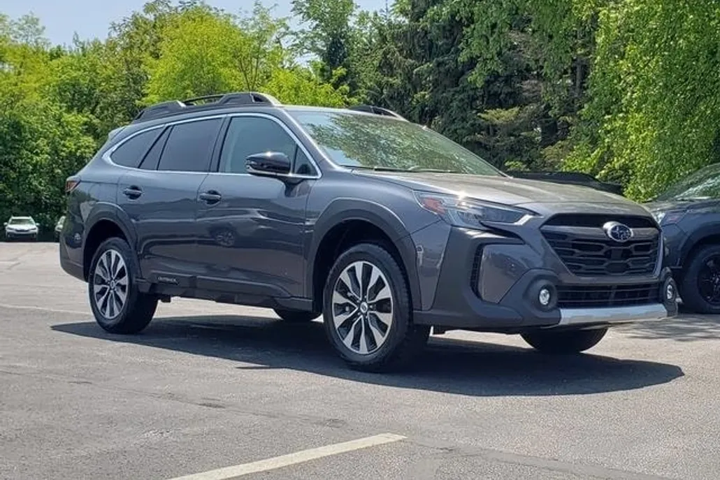 2024 Subaru Outback Limited photo 1