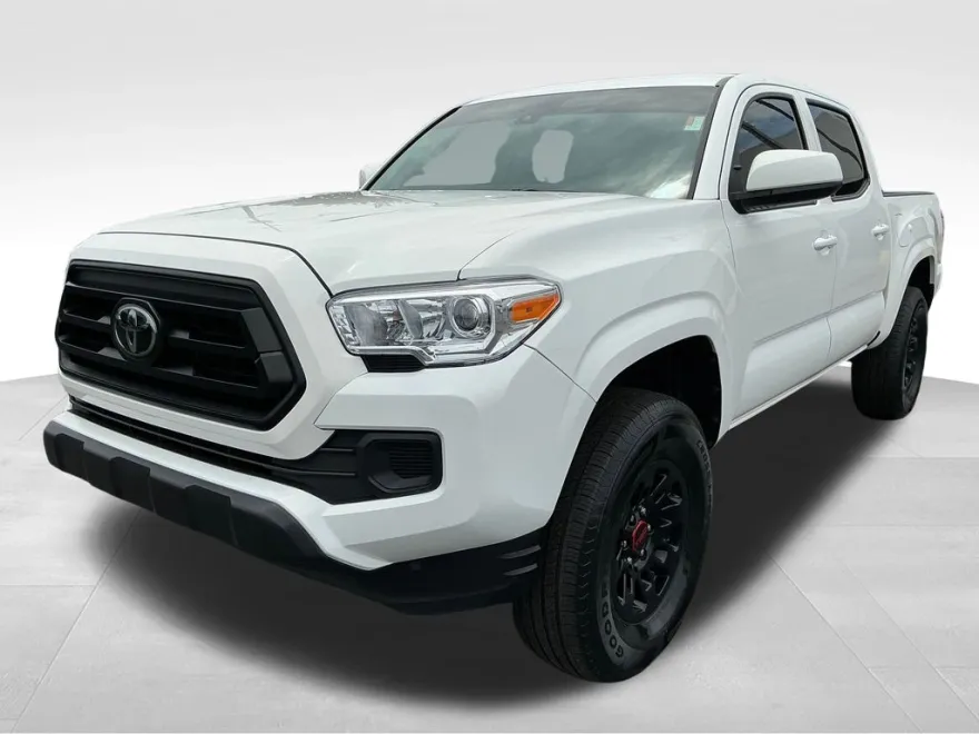 2022 Toyota Tacoma V6 LE photo 1