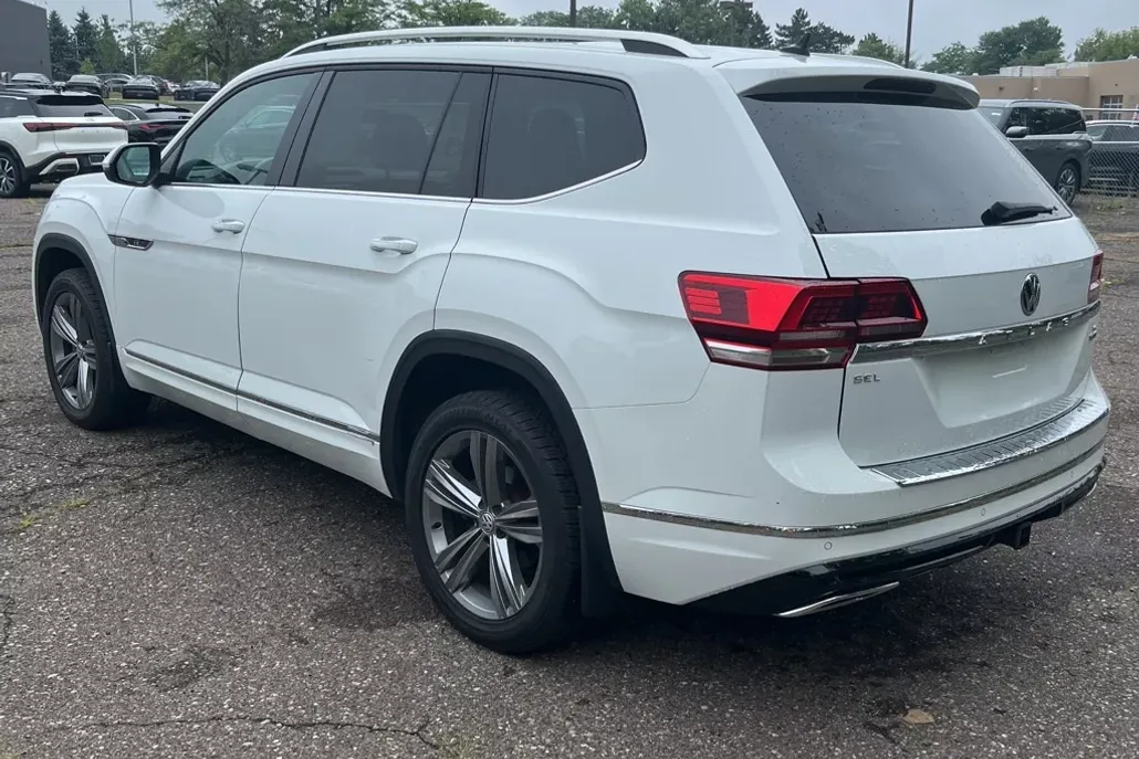 2019 Volkswagen Atlas V6 SEL R-Line photo 1