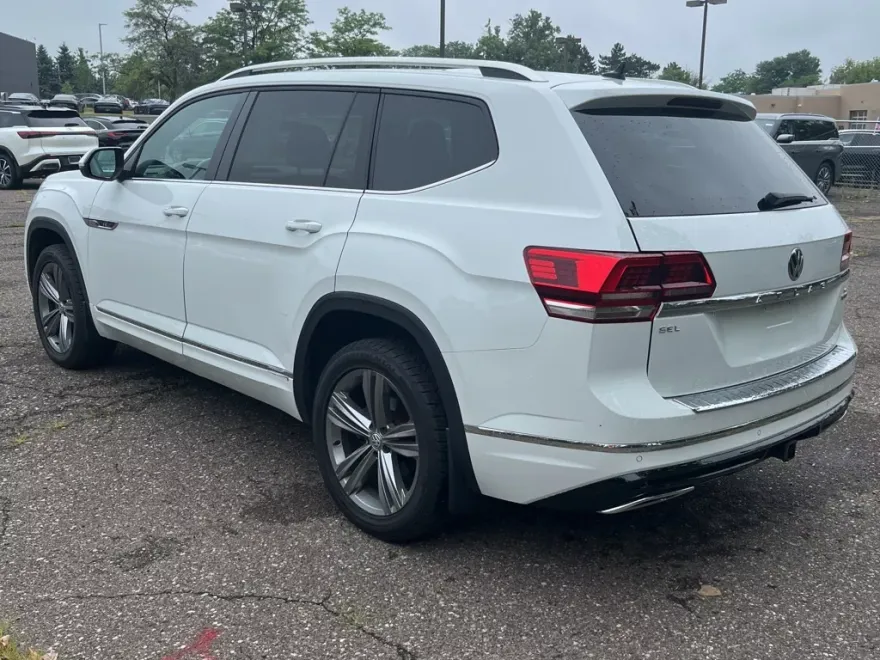 2019 Volkswagen Atlas V6 SEL R-Line photo 1