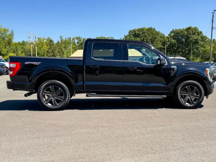 2023 Ford F-150 Lariat photo 1