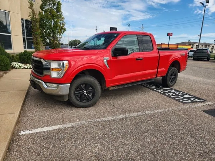 2022 Ford F-150 XLT photo 1