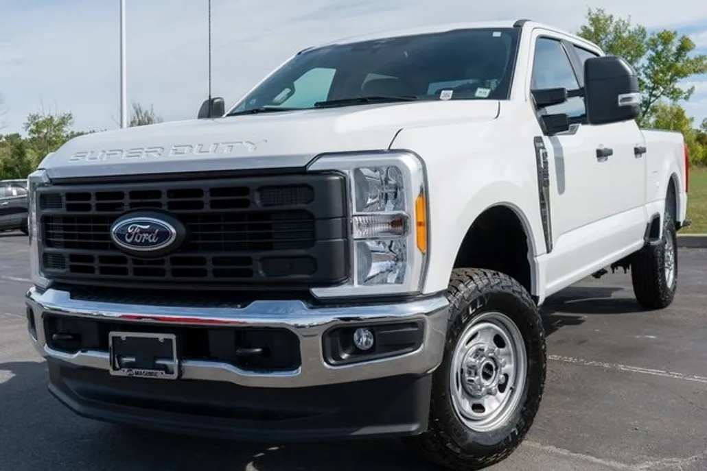2023 Ford F-250 XL photo 1