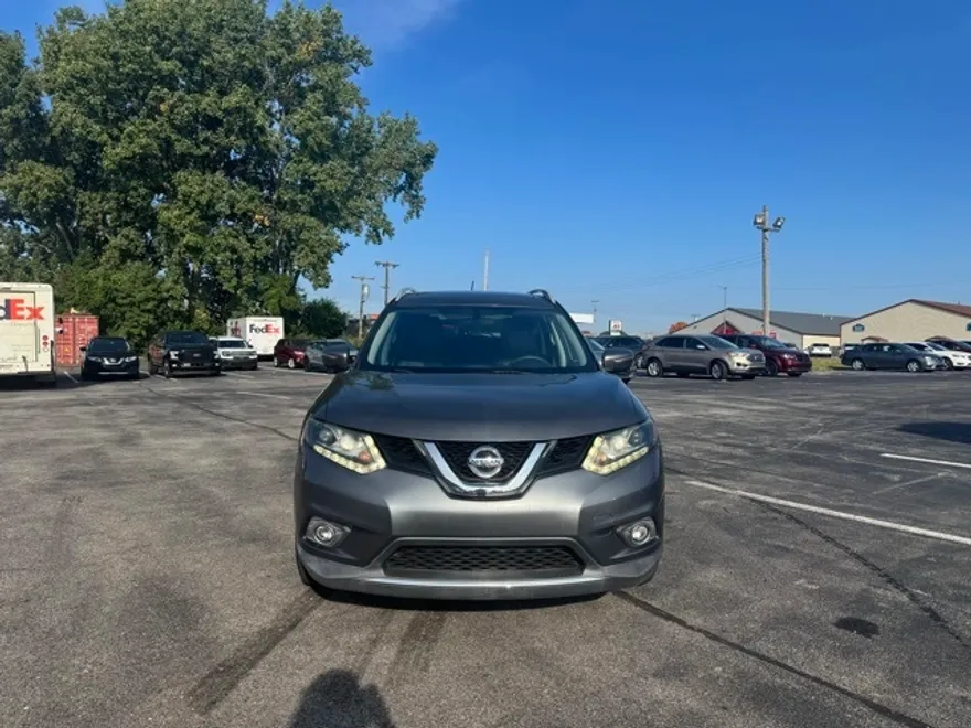 2015 Nissan Rogue SL photo 1