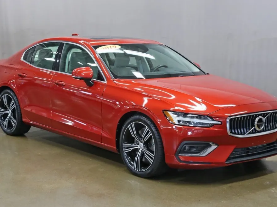 2019 Volvo S60 Inscription photo 1