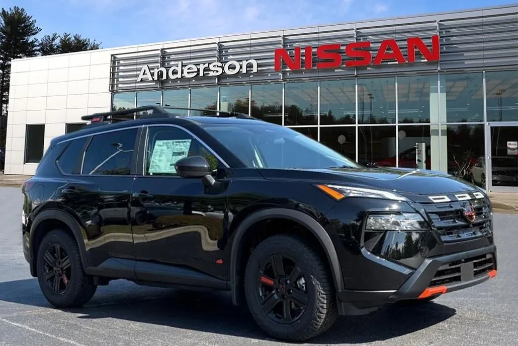 2026 Nissan Rogue SV photo 1