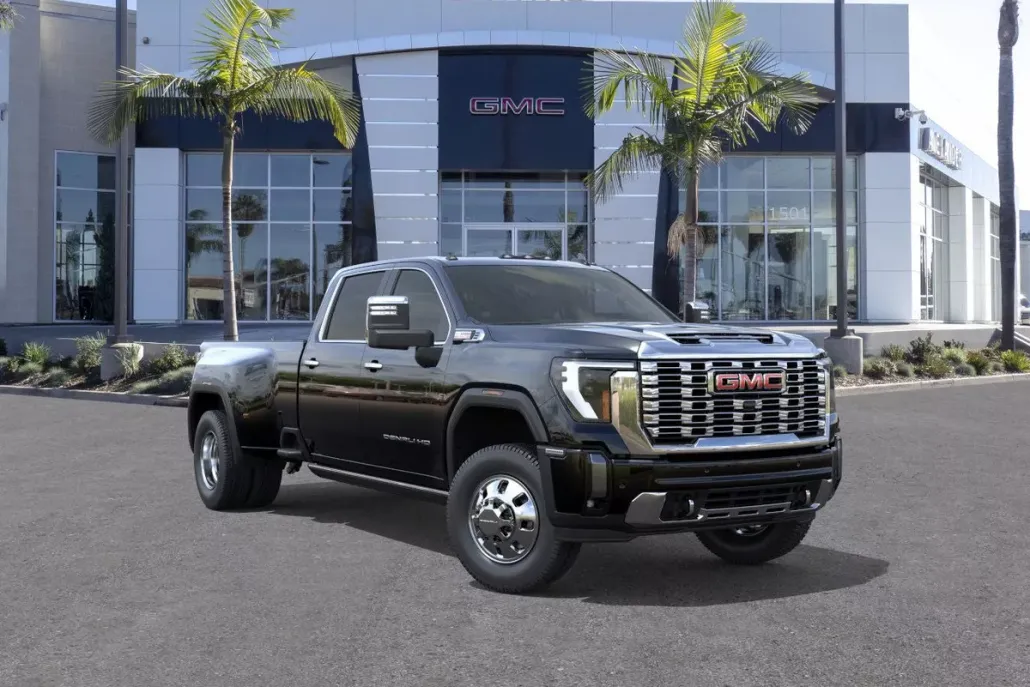 2026 Gmc Sierra 3500 HD Denali photo 1