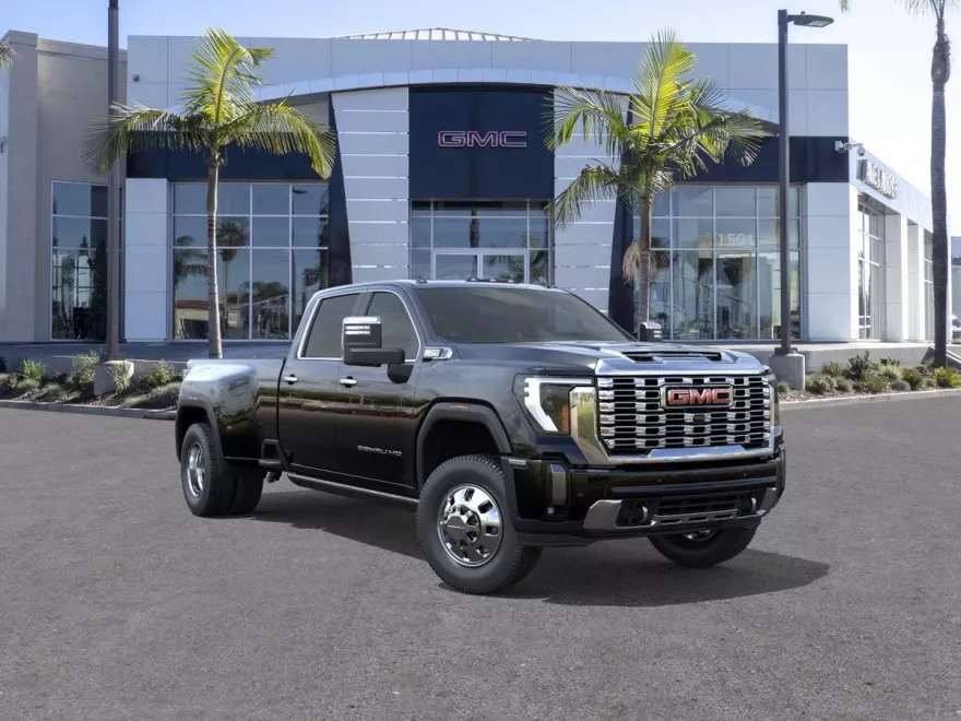 2026 Gmc Sierra 3500 HD Denali photo 1