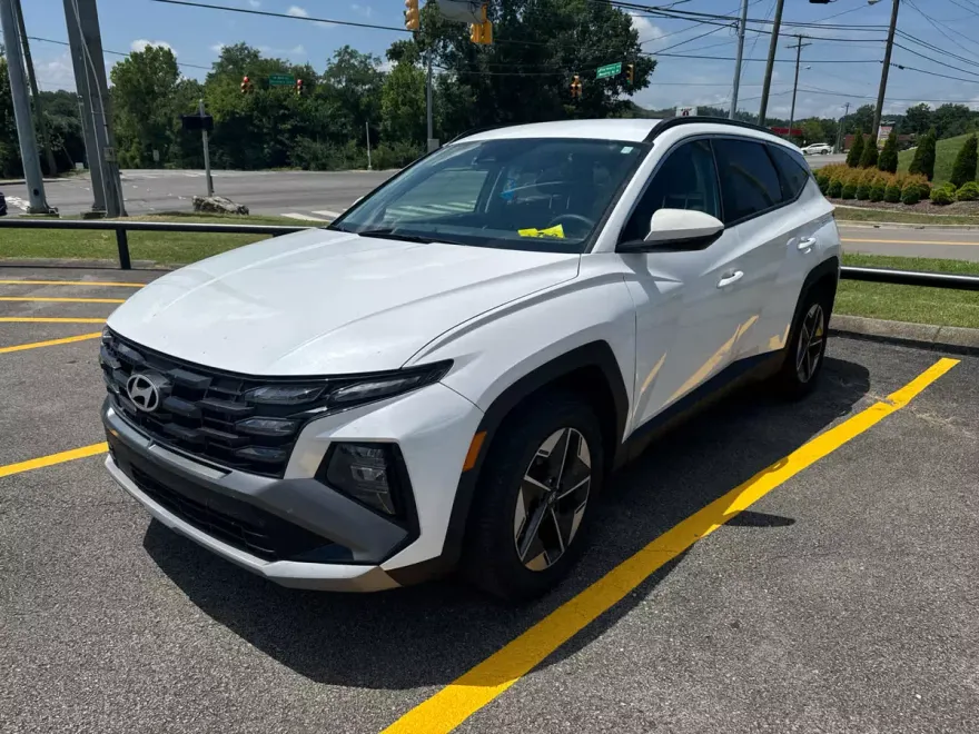 2025 Hyundai Tucson SEL photo 1
