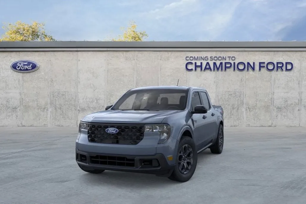 2025 Ford Maverick XLT photo 1