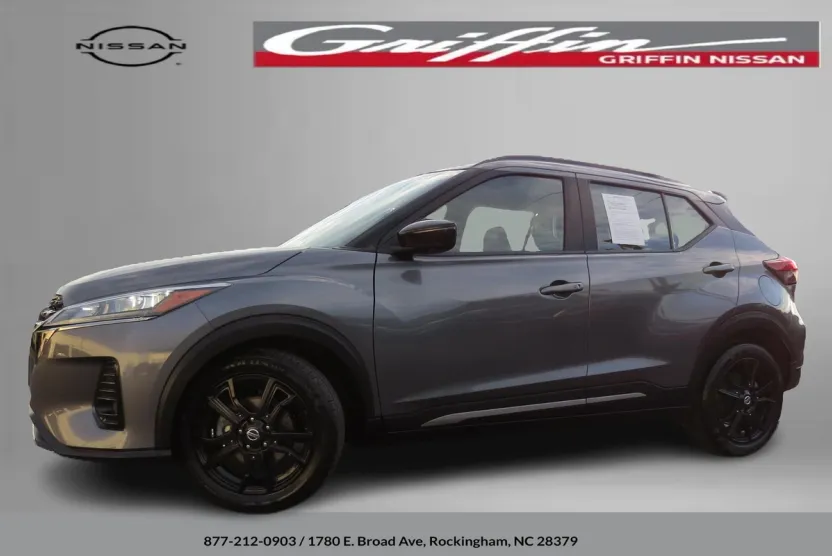 2021 Nissan Kicks SR photo 1
