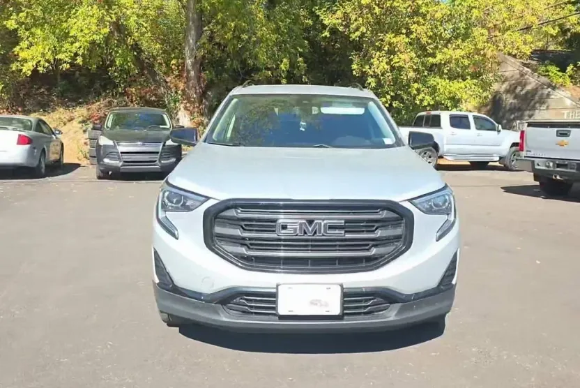 2020 Gmc Terrain SLE photo 1