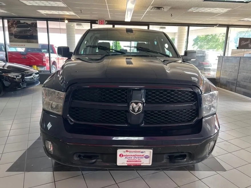 2016 Ram 1500 Big Horn photo 1