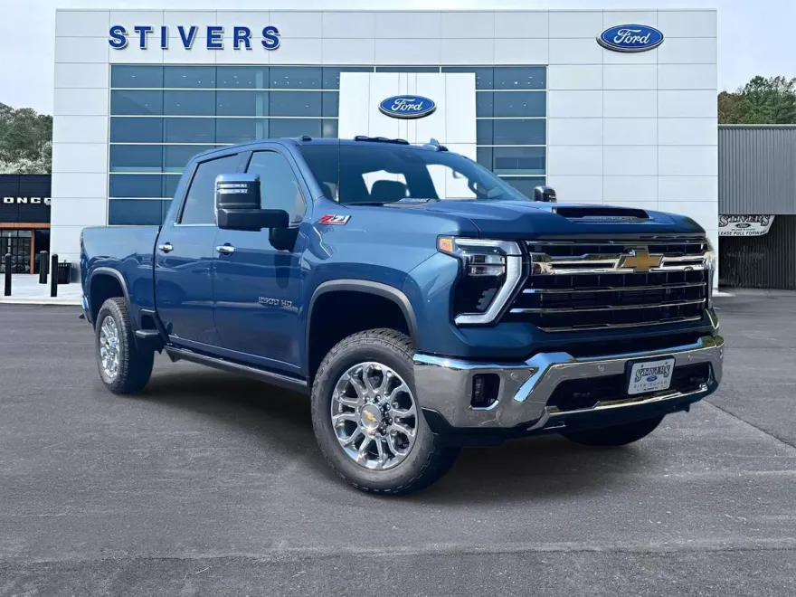 2025 Chevrolet Silverado 2500HD LTZ photo 1