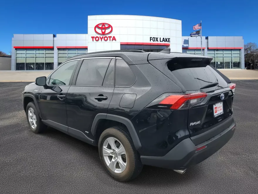 2020 Toyota RAV4 Hybrid XLE photo 1