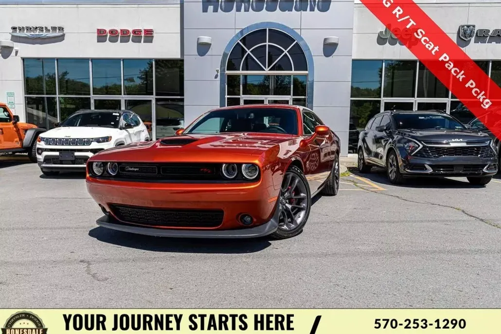 2022 Dodge Challenger R/T Scat Pack photo 1