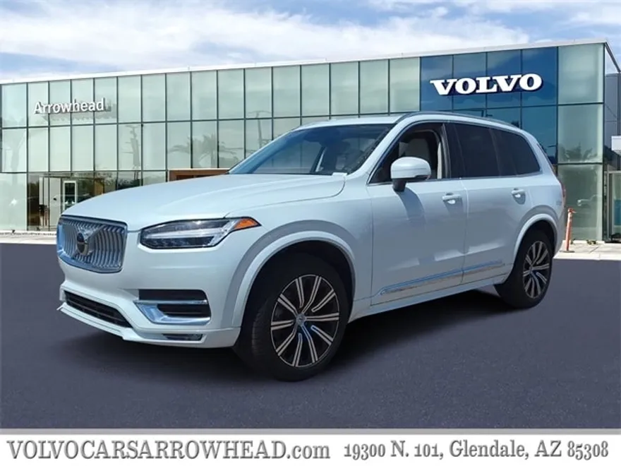 2025 Volvo XC90 Core photo 1