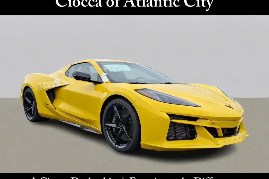 2025 Chevrolet Corvette E-Ray 2LZ Convertible photo 1