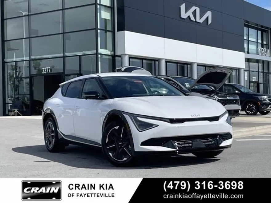 2025 Kia EV6 Wind photo 1