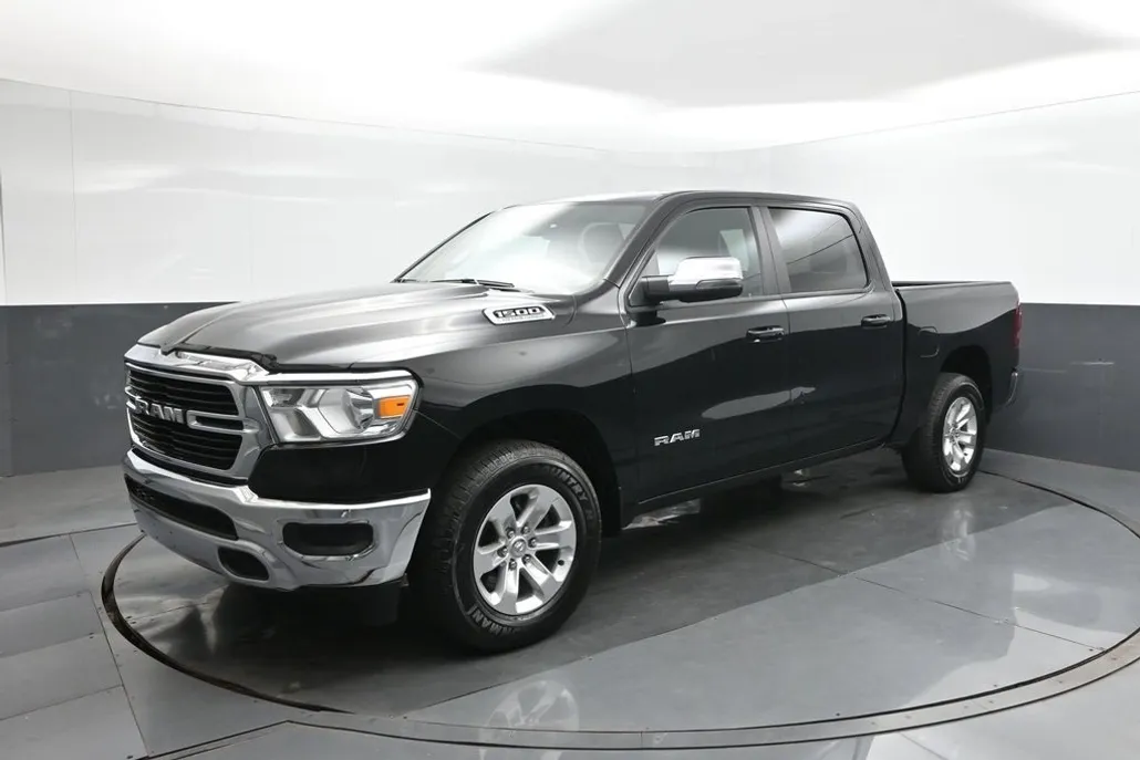 2023 Ram 1500 Laramie photo 1