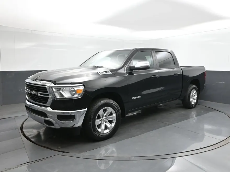 2023 Ram 1500 Laramie photo 1