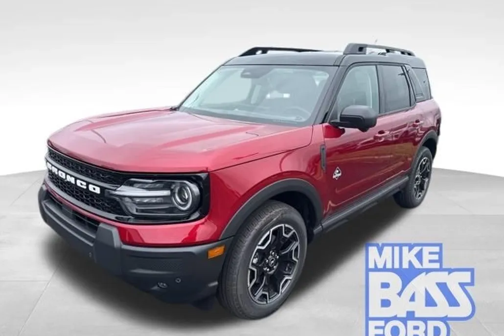 2025 Ford Bronco Sport Outer Banks photo 1