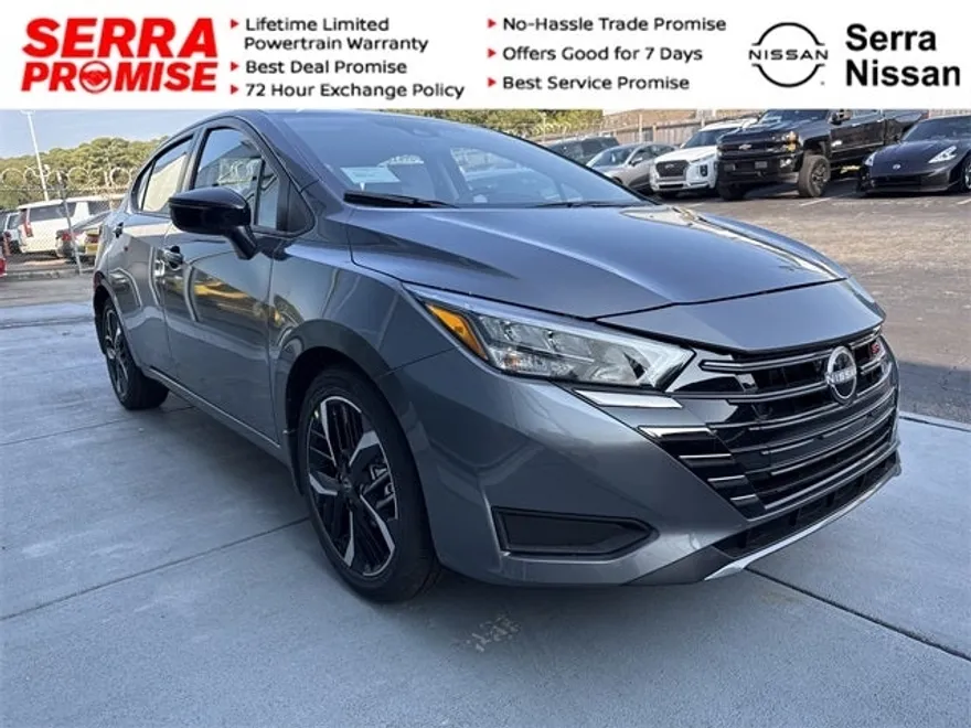 2025 Nissan Versa 1.6 SR photo 1