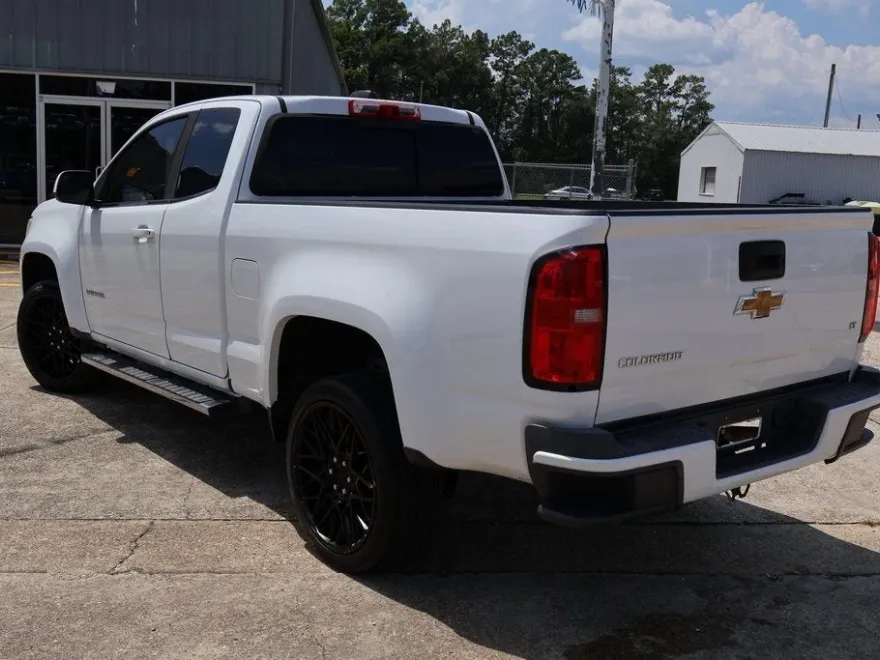 2019 Chevrolet Colorado LT photo 1