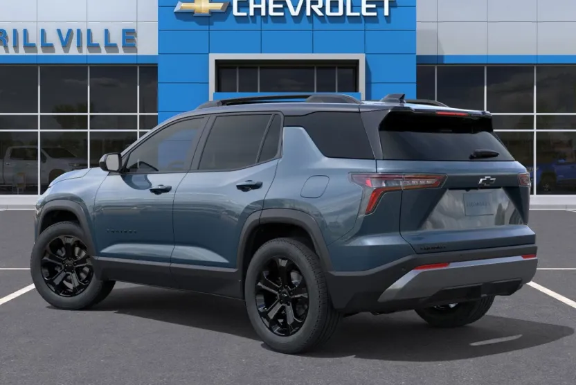 2026 Chevrolet Equinox LT photo 1